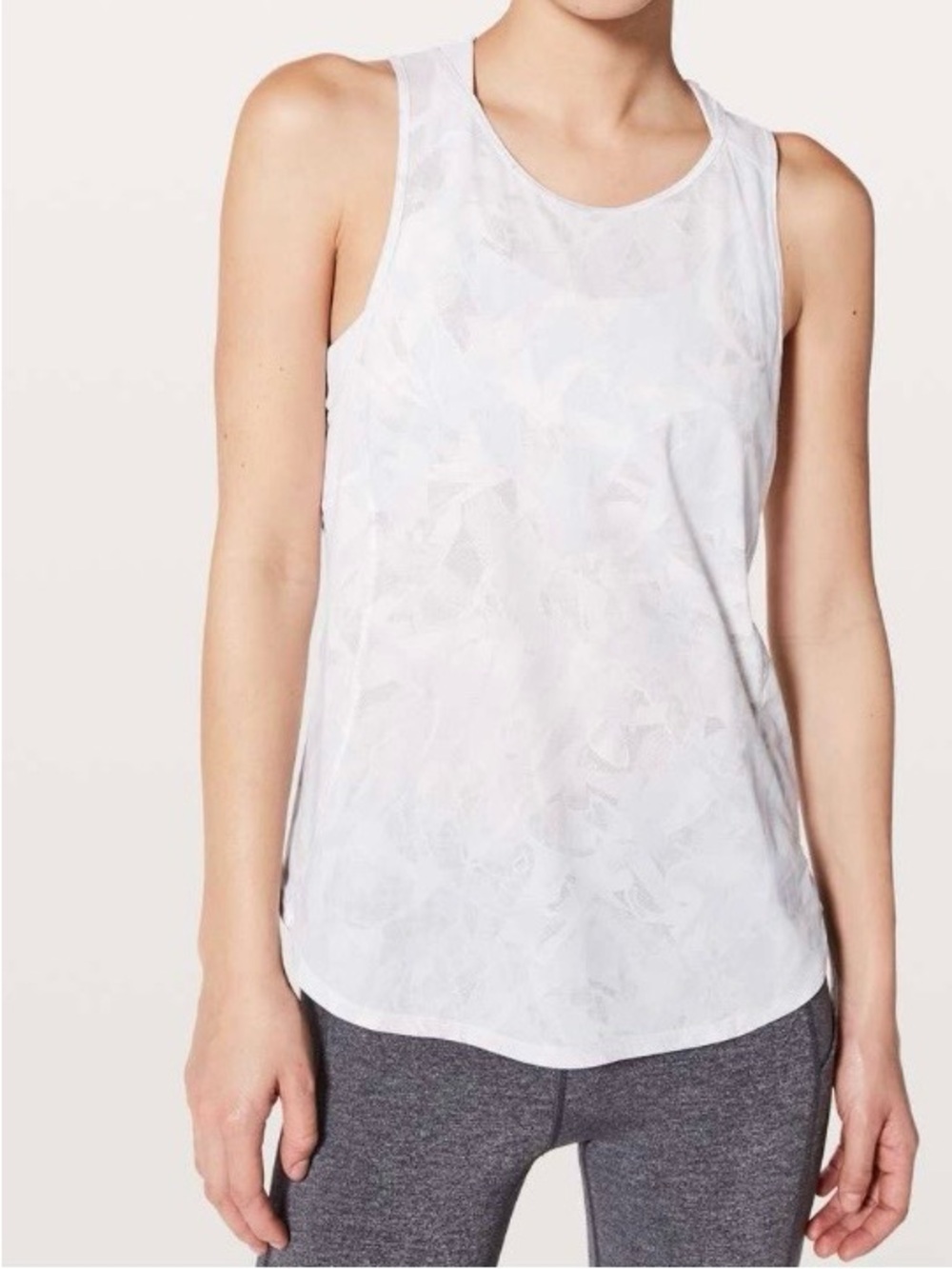 Lululemon Sculpt Tank II
Jasmine White Multi / White